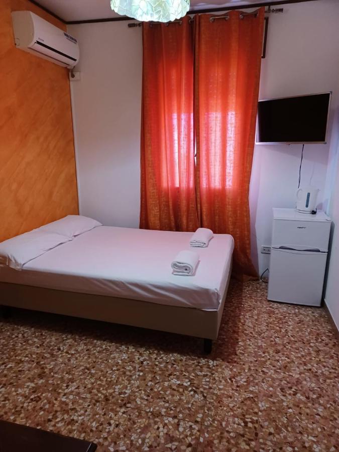 Chowdhury House Unit 2 Mestre Exteriör bild